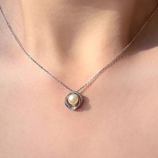 Womens Niche Minimalist Trendy Faux Pearl Pendant Clavicle Necklace
